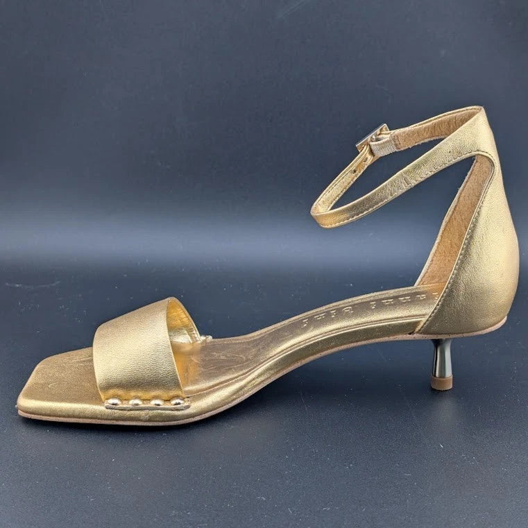 NEW Gianni Bini Gold Strap Kitten Heeled Sandals Size 5.5 Nordstrom Shelf Pull Gianni Bini
