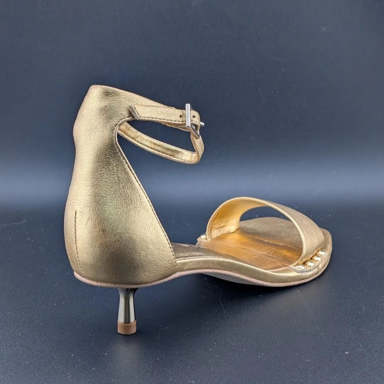 NEW Gianni Bini Gold Strap Kitten Heeled Sandals Size 5.5 Nordstrom Shelf Pull Gianni Bini