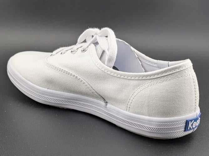 Keds Women's Champion Originals Lace Up, White, Size 6 Wide WF34000