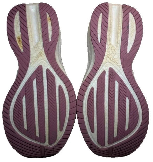 Pre-Owned Women's Saucony Triumph 20 Road Running Trainer Shoes Size 7.5 in Sundown Rose (Burg)