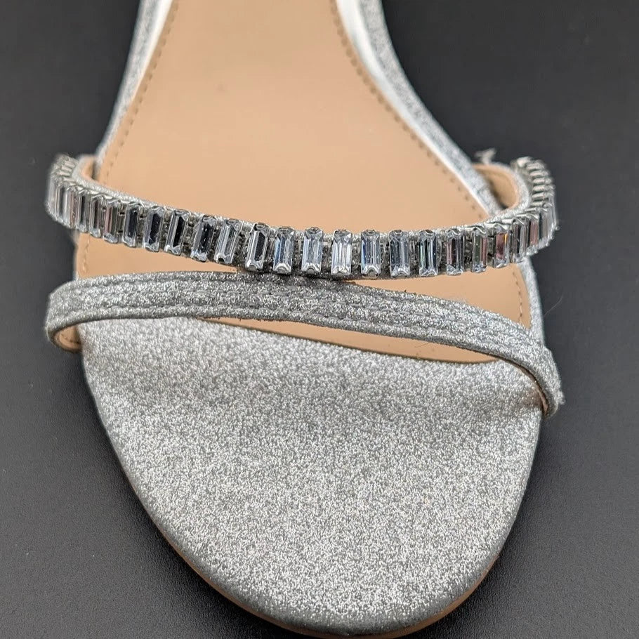 JEWEL BADGLEY MISCHKA Womens 10M Silver Joanne Open Toe Block Heel Sandal SoleComfort.shoes