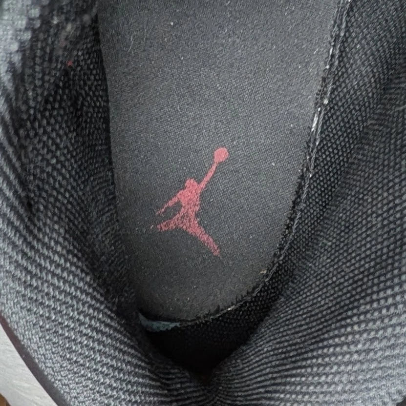 Nike Air Jordan 1 Mid Banned (2020) Blk Red Wht 554724-074 Men's Size 10.5 S SoleComfort.shoes