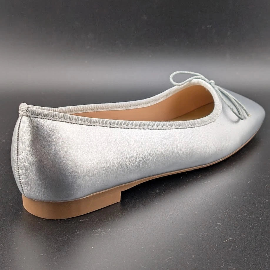 C.Paravano Womens Ballet Flats Slip-On Silver Metallic Size EU 37.5 (Fits US 7M) C.Paravano