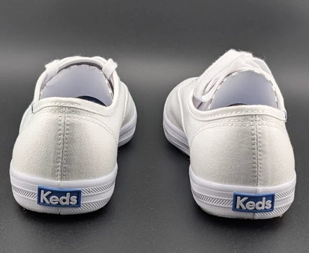 Keds Women's Champion Originals Lace Up, White, Size 6 Wide WF34000
