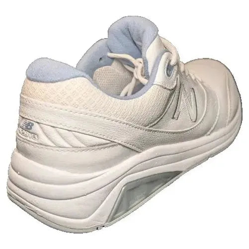 Pre-Owned New Balance Walking Shoes Women's Size 11AA 928v3 Walking Comfort Sneaker White New Balance