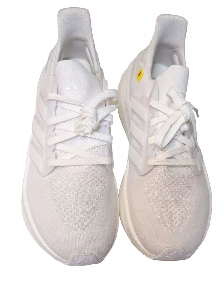 adidas Women's White UltraBoost 5 Sneaker | Brand New (ID8848) Size 7