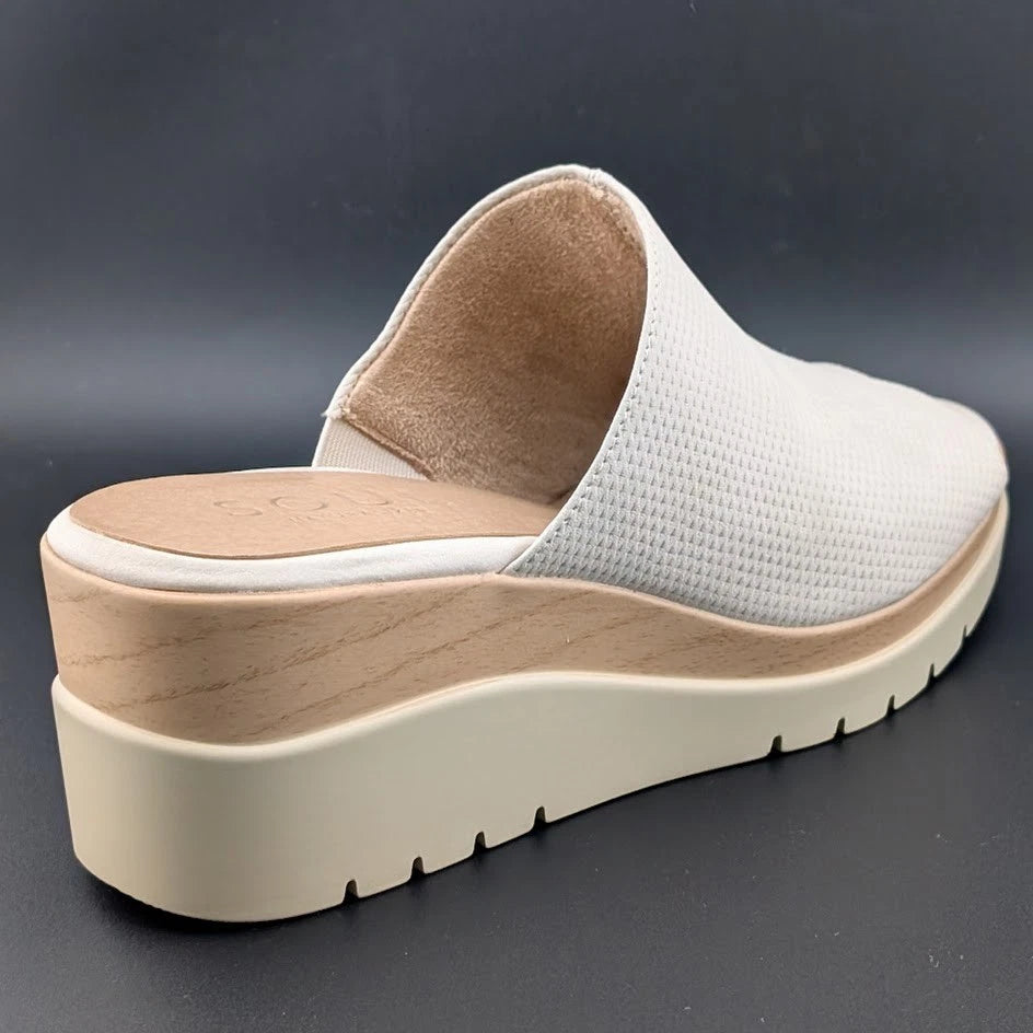 Naturalizer Size 9M Women's SOUL Goodtimes Wedge Slide Color: Porcelain SoleComfort.shoes