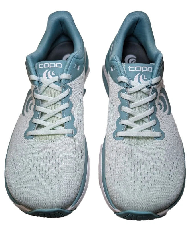 TOPO Ultrafly 4 Women's Size 7 | Mint Green Lace Athletic Running Sneakers Shoes